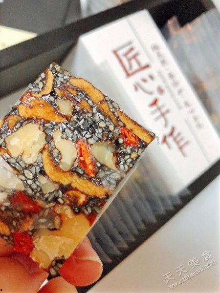 阿胶糕制作视频,传统滋补佳品的家常做法