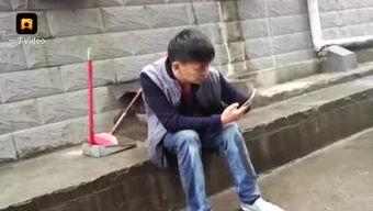 新尿裤子的视频